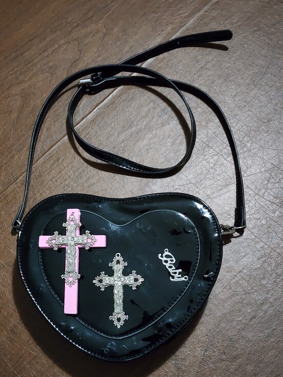 Other - Heart-Shaped Cross Accent Shoulder Bag - Black & Pink